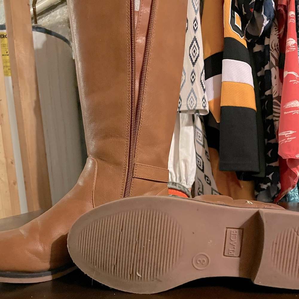 Girls zip boots